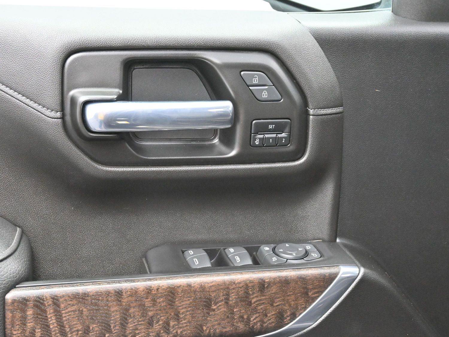 Used 2022 GMC Sierra 1500 Denali w/ Denali Reserve Package image 10