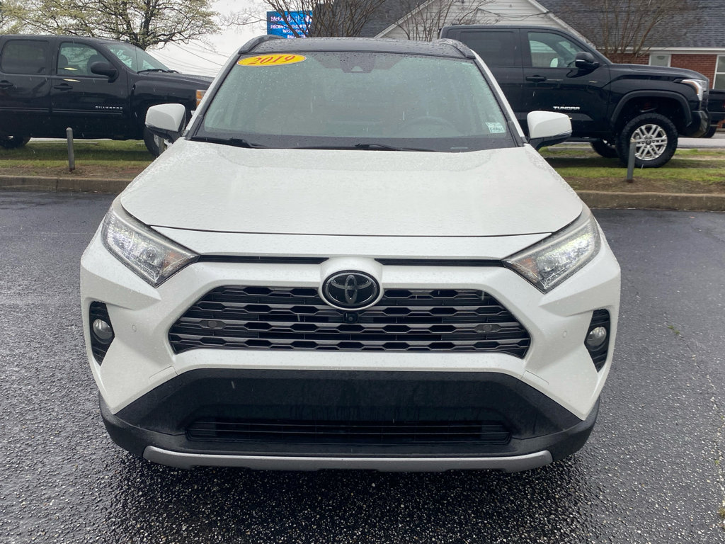 Used 2019 Toyota RAV4 Limited w/ Advanced Technology Package image 16