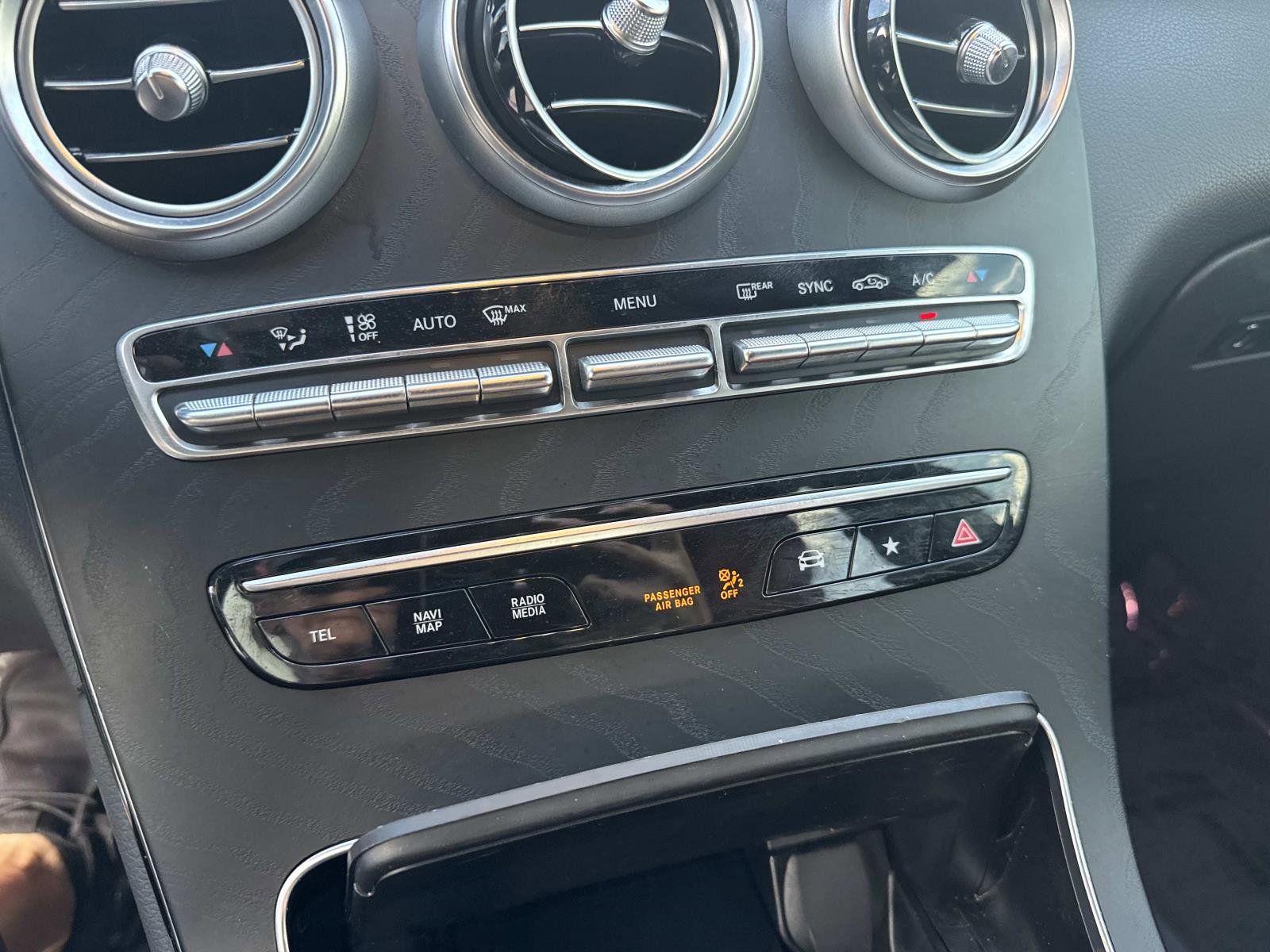 Certified 2022 Mercedes-Benz GLC 300 image 22