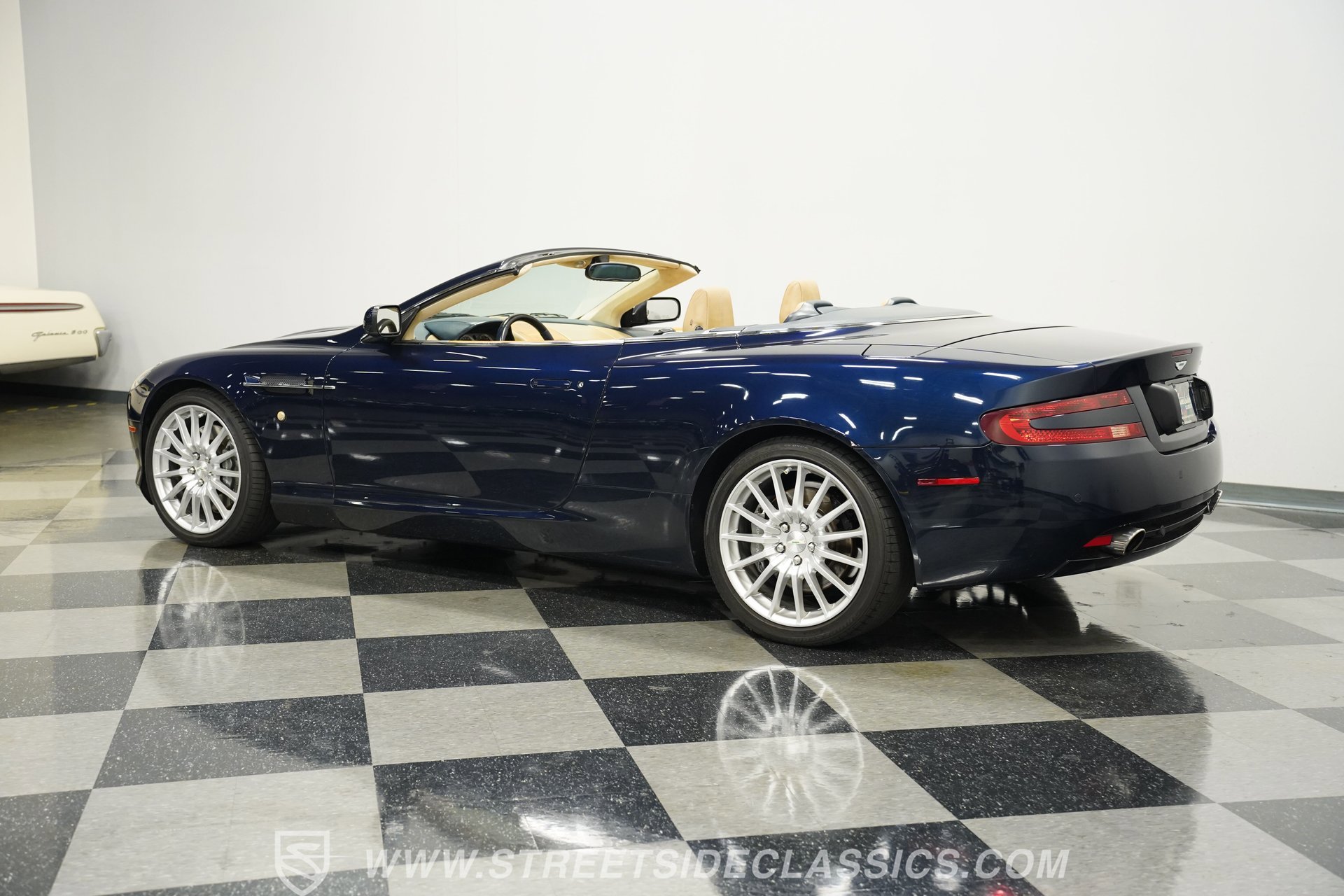 Used 2007 Aston Martin DB9 Volante image 8