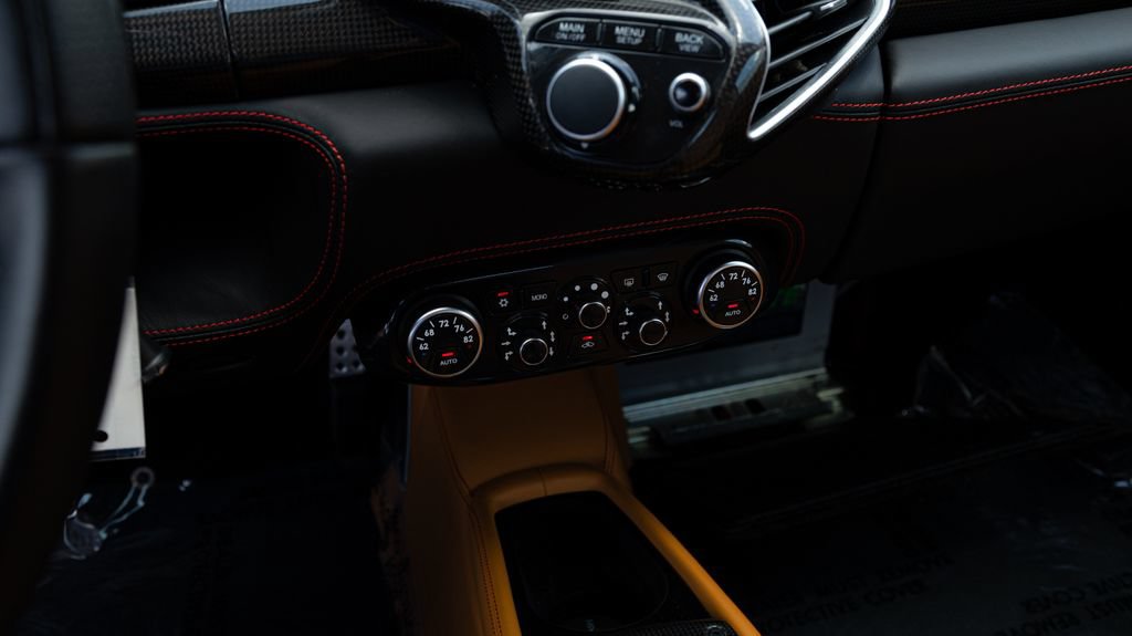 Used 2015 Ferrari 458 Spider RWD image 10
