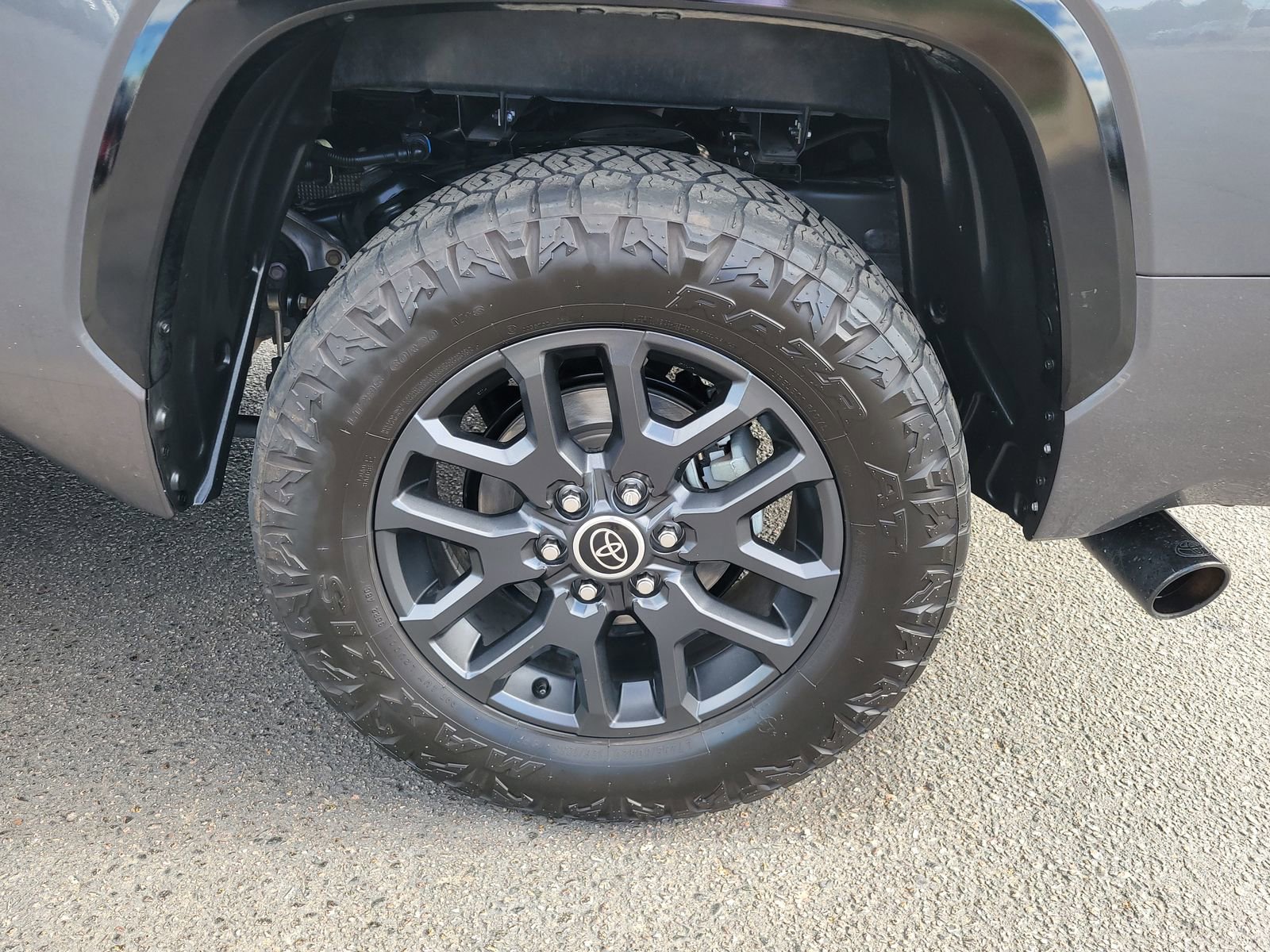 Used 2023 Toyota Tundra Platinum AWD/4WD image 14