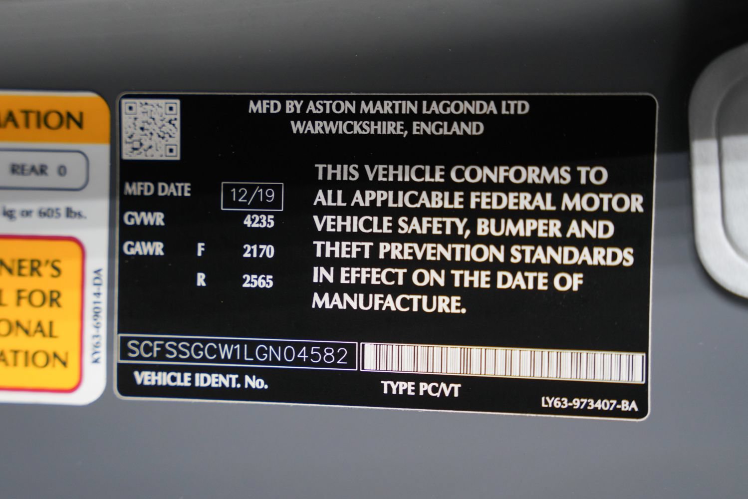 Used 2020 Aston Martin V8 Vantage AMR RWD image 56