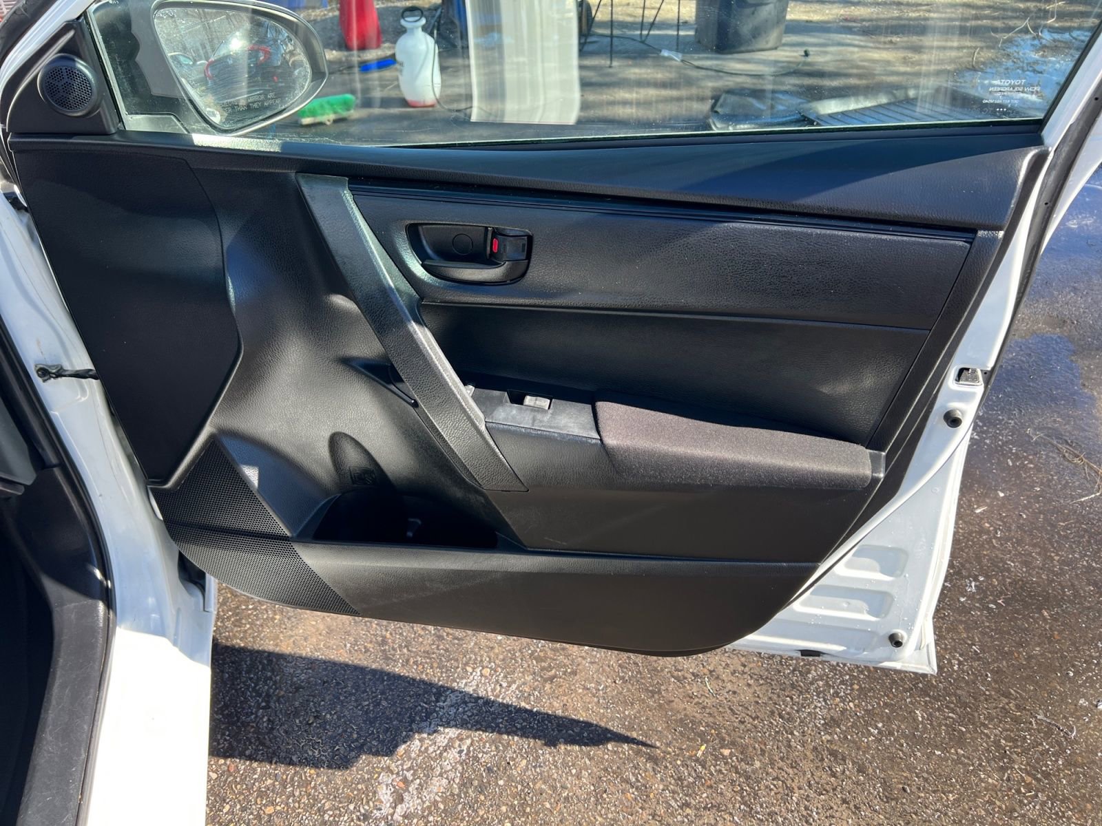 Used 2017 Toyota Corolla L w/ Carpet Mat Package (TMS) image 17