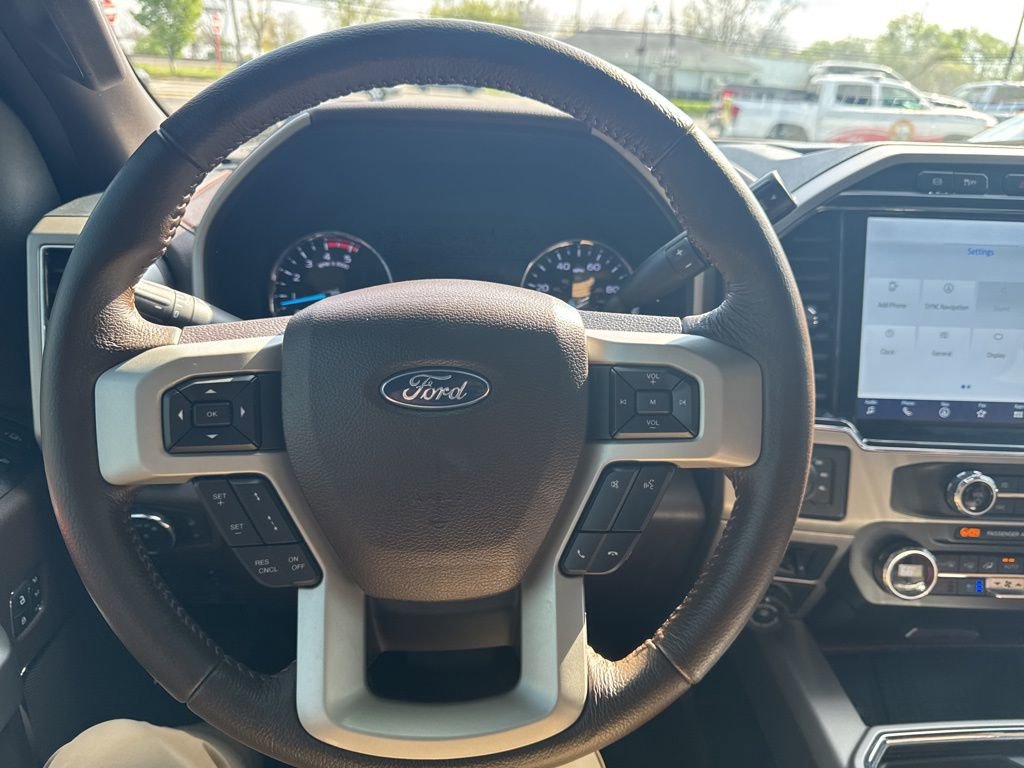 Used 2022 Ford F350 King Ranch w/ King Ranch Ultimate Package AWD/4WD image 17