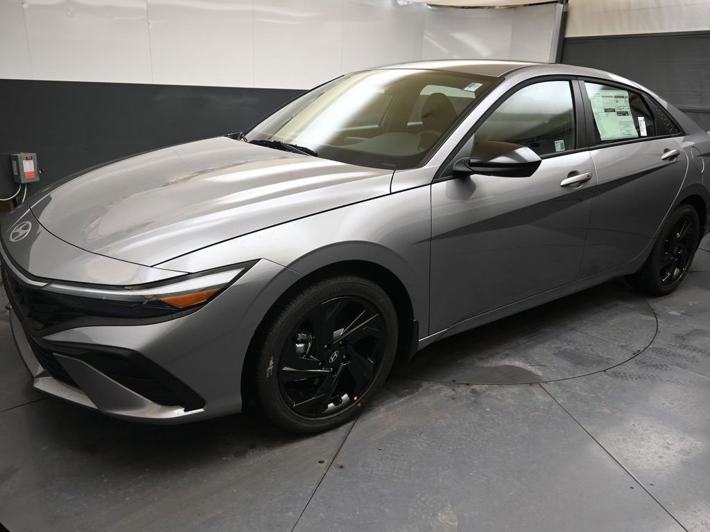 New 2026 Hyundai Elantra Sport image 9