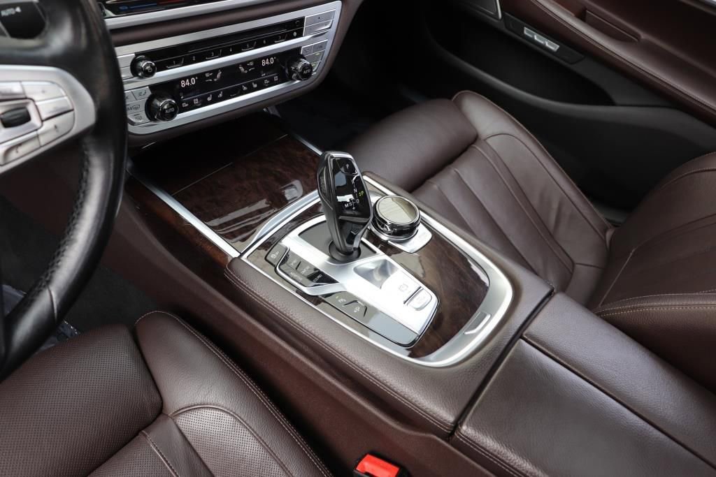 Used 2016 BMW 740i RWD image 54