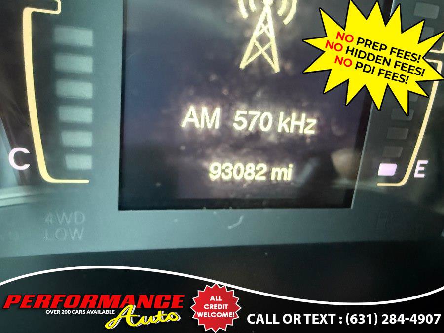 Used 2018 Jeep Cherokee Latitude w/ Altitude Package AWD/4WD image 10