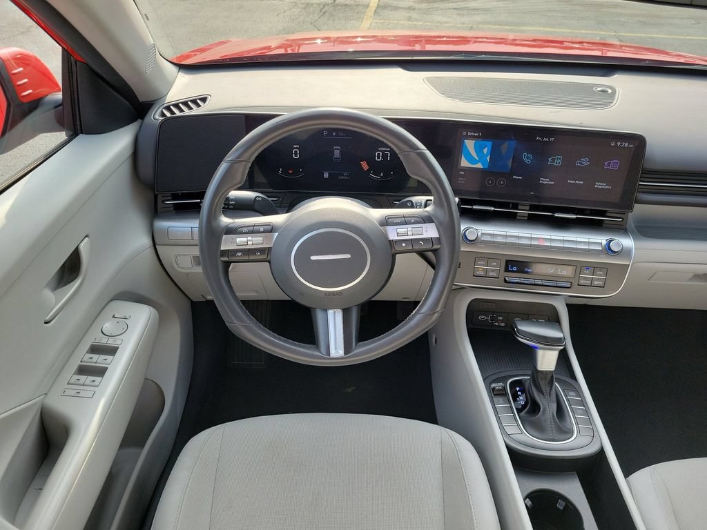 Used 2024 Hyundai Kona SEL AWD/4WD image 12