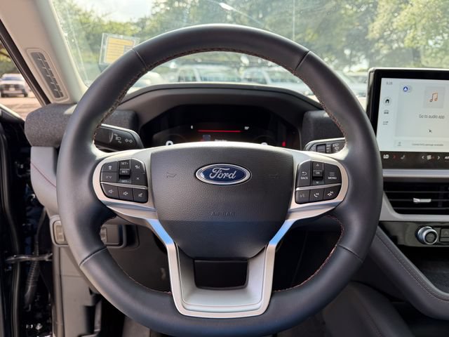 Used 2026 Ford Explorer Active RWD image 9