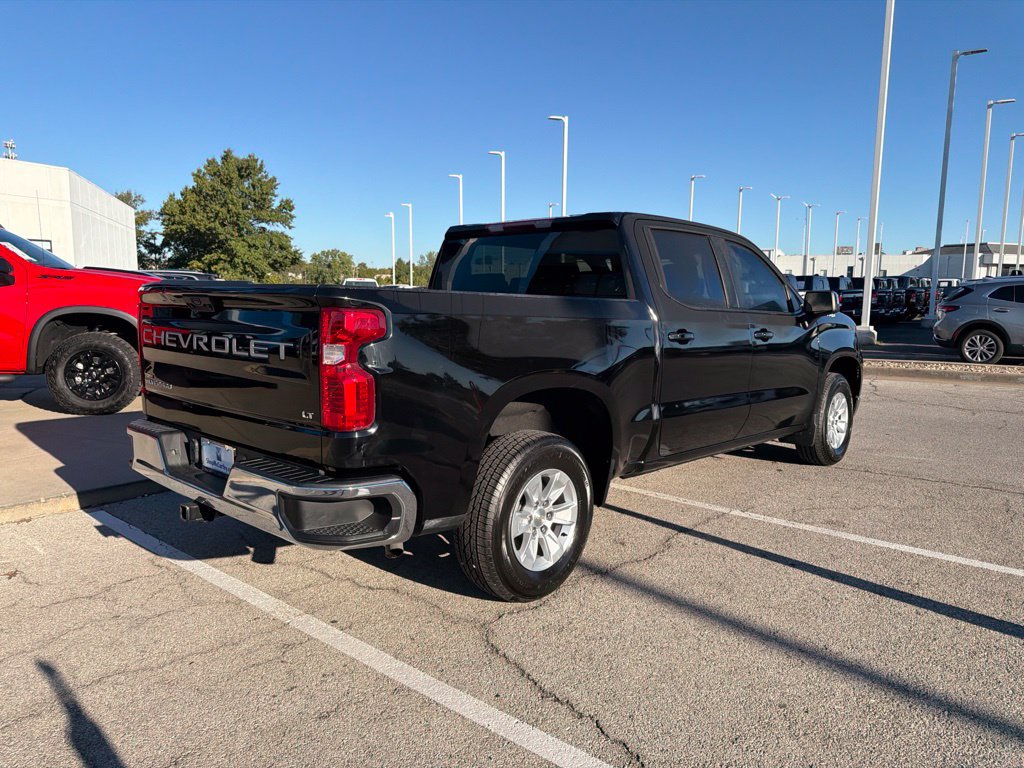 Used 2024 Chevrolet Silverado 1500 LT w/ Protection Package RWD image 2