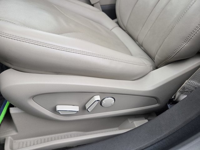 Used 2023 Lincoln Nautilus Reserve AWD/4WD image 28
