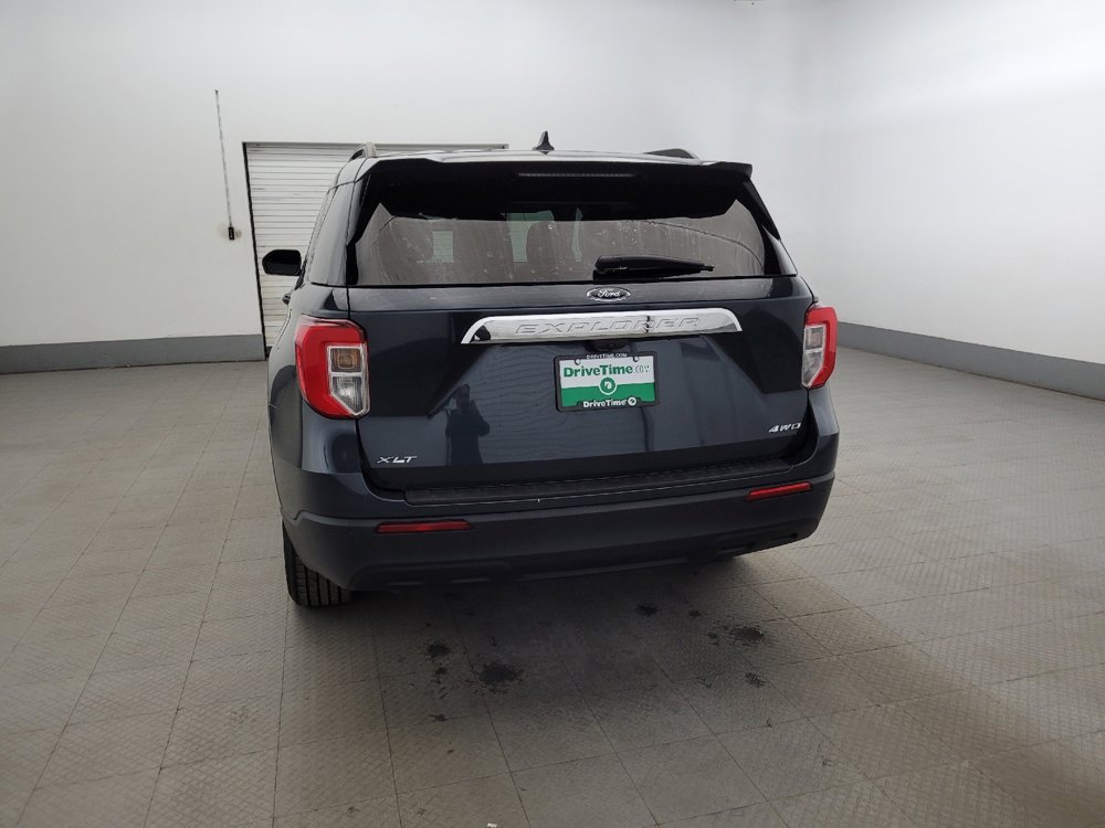 Used 2022 Ford Explorer XLT image 6