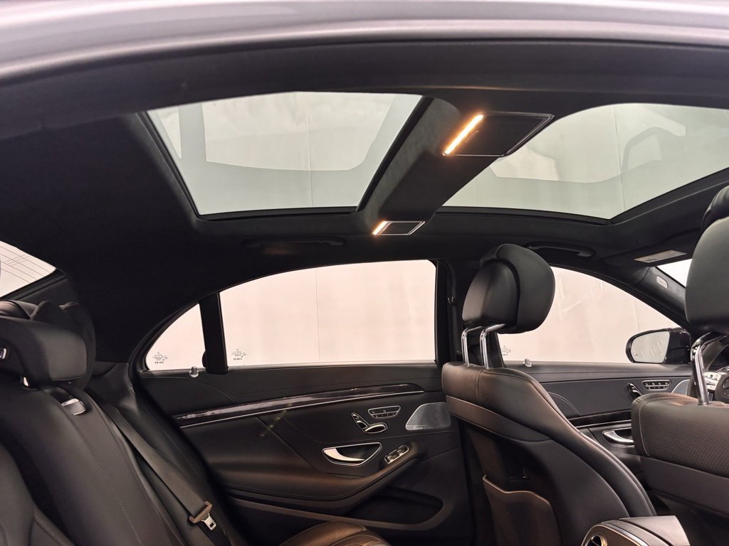 Used 2019 Mercedes-Benz S 63 AMG S 4MATIC Sedan image 25