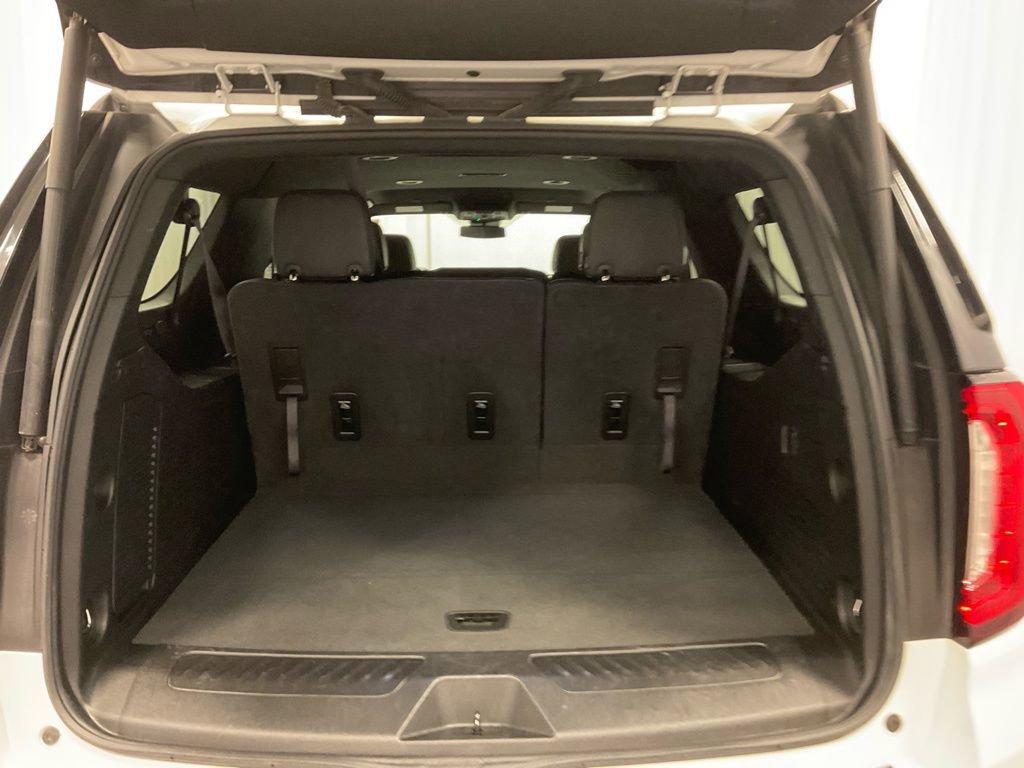 Used 2024 GMC Yukon XL SLT image 13