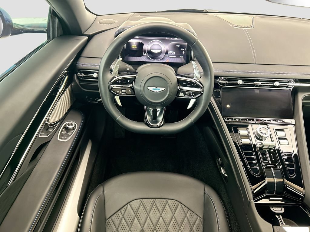 Used 2025 Aston Martin DB12 Coupe RWD image 10