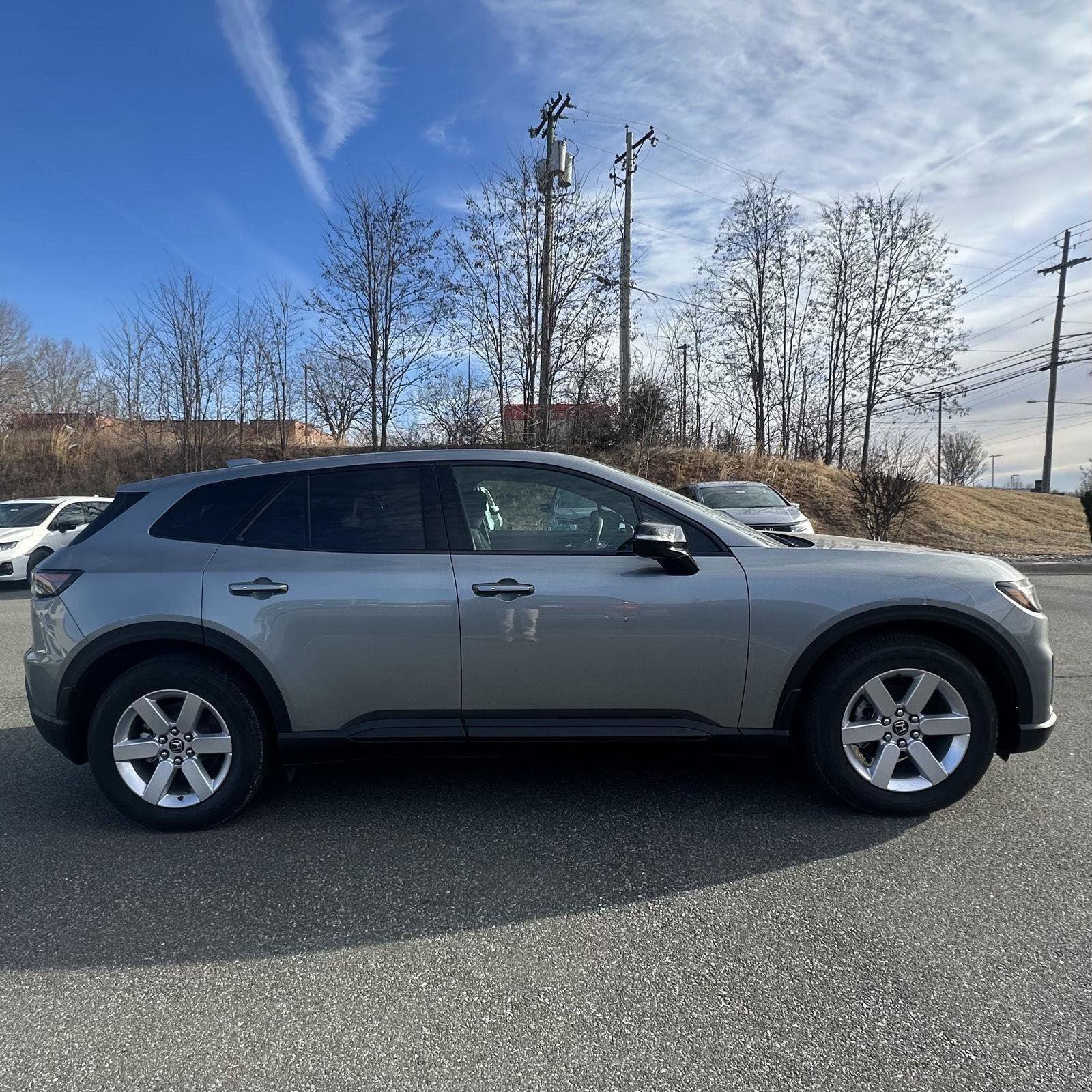 New 2025 Honda Prologue EX image 6