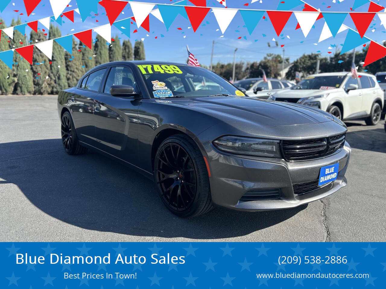 Used 2019 Dodge Charger SXT w/ Leather Interior Group image 1