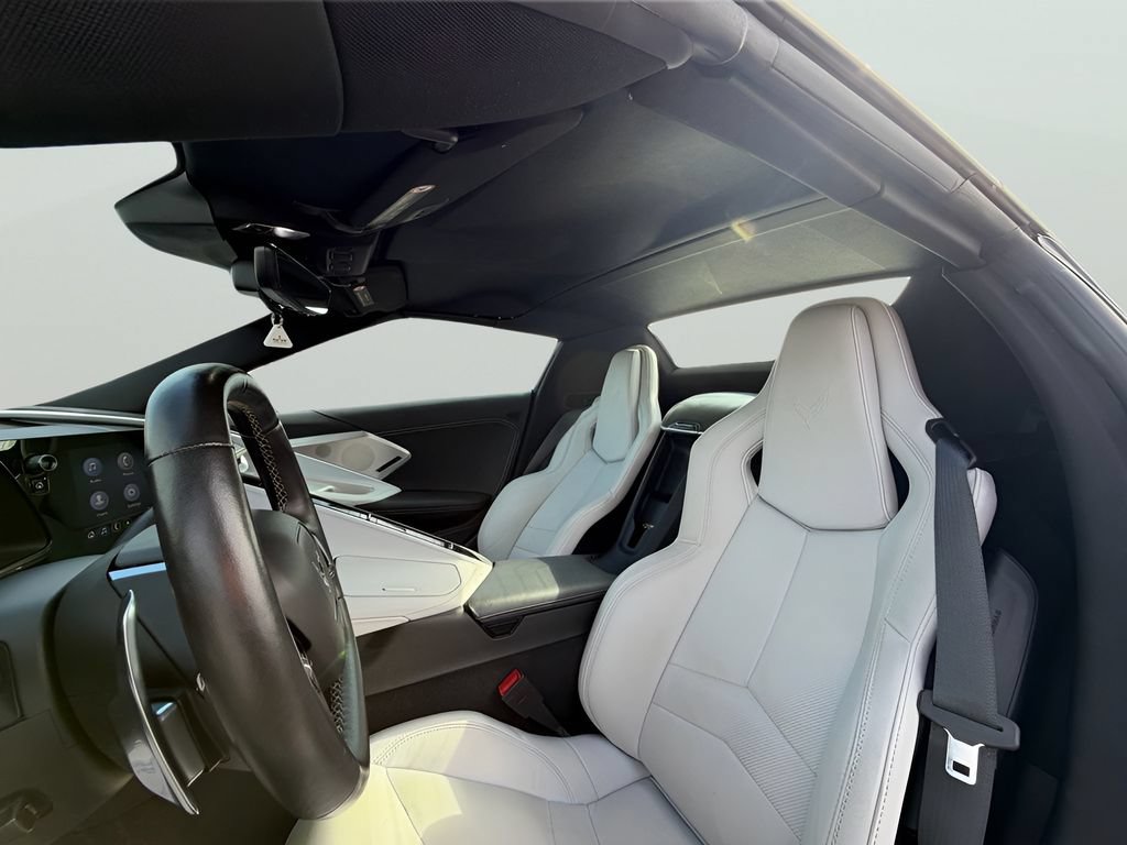 Used 2021 Chevrolet Corvette Stingray Preferred Conv w/ Battery Protection Package RWD image 12