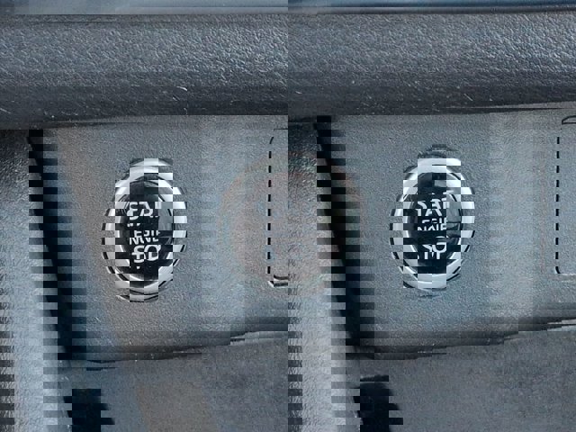 Certified 2021 Nissan Rogue SV w/ Premium Package image 29