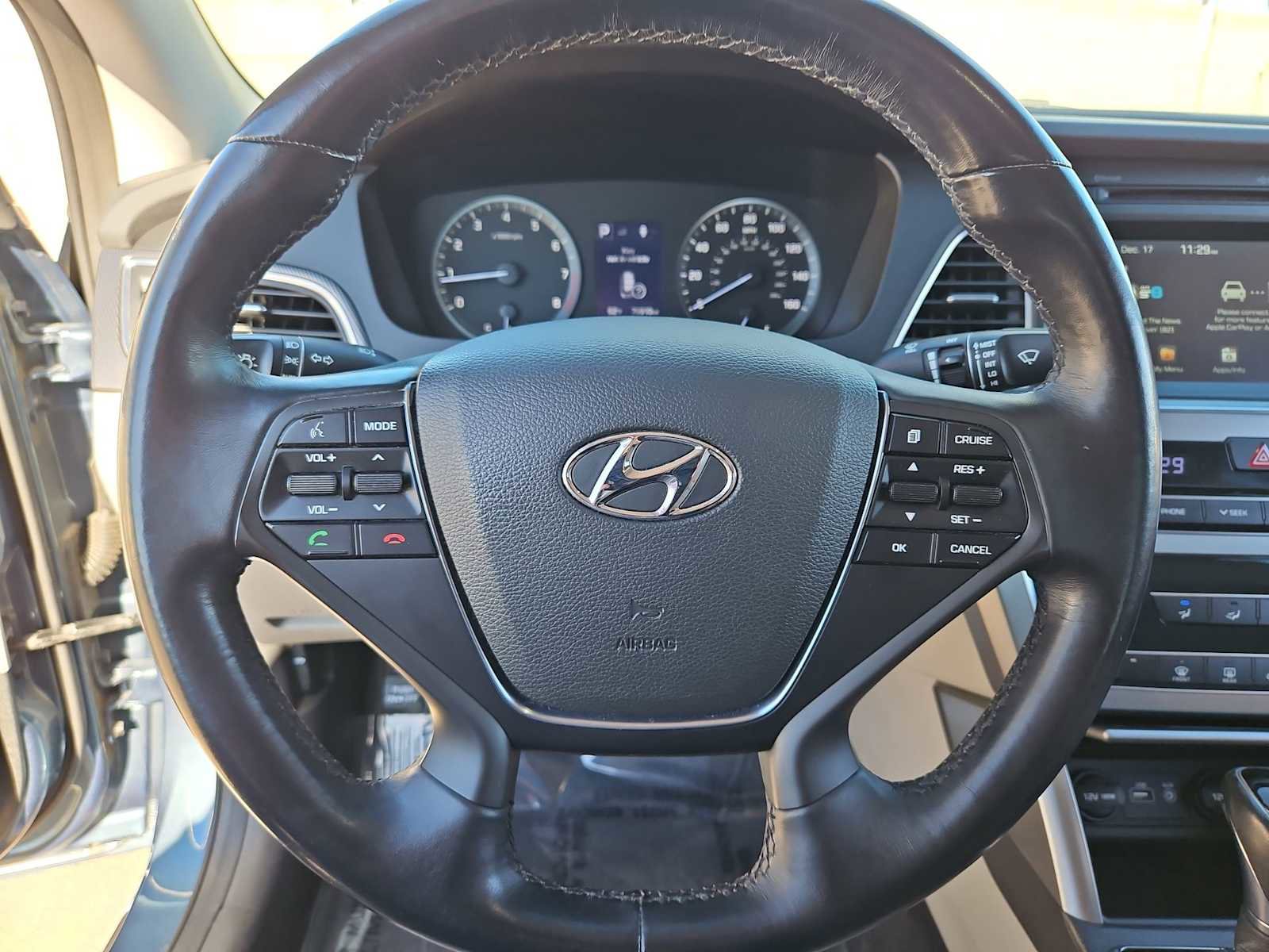 Used 2016 Hyundai Sonata Sport w/ Option Group 1V image 22