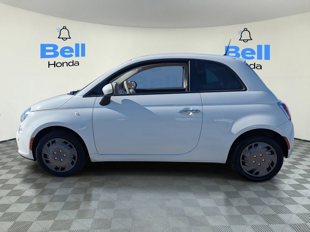Used 2015 FIAT 500 Pop video 2