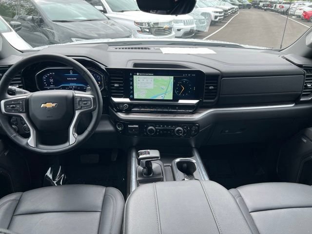 Used 2025 Chevrolet Silverado 1500 LTZ w/ Technology Package AWD/4WD image 16