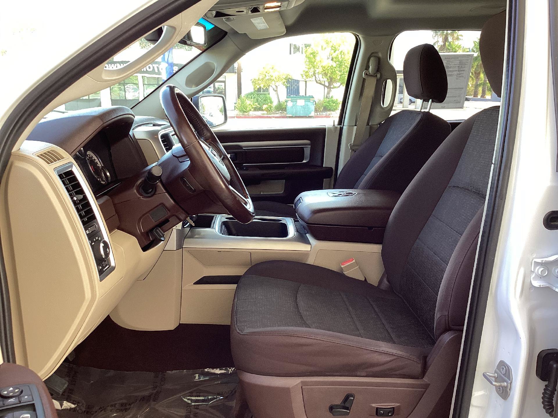 Used 2015 RAM 1500 Big Horn AWD/4WD image 10