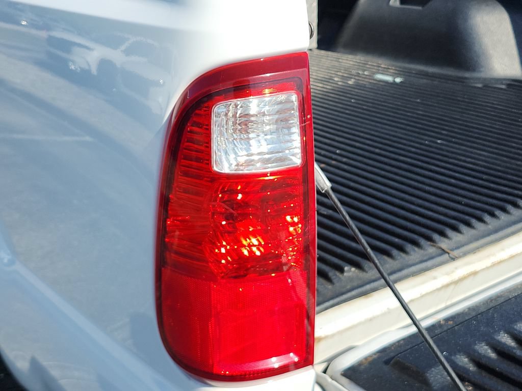 Used 2015 Ford F250 XLT RWD image 32