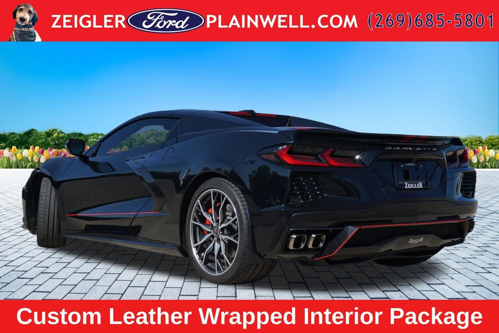 Used 2024 Chevrolet Corvette Stingray Premium Conv w/ Z51 Performance Package RWD image 3