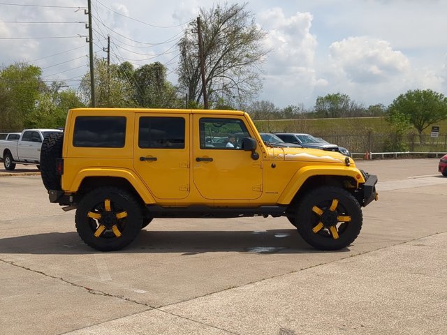 Used 2015 Jeep Wrangler Unlimited Sahara image 4