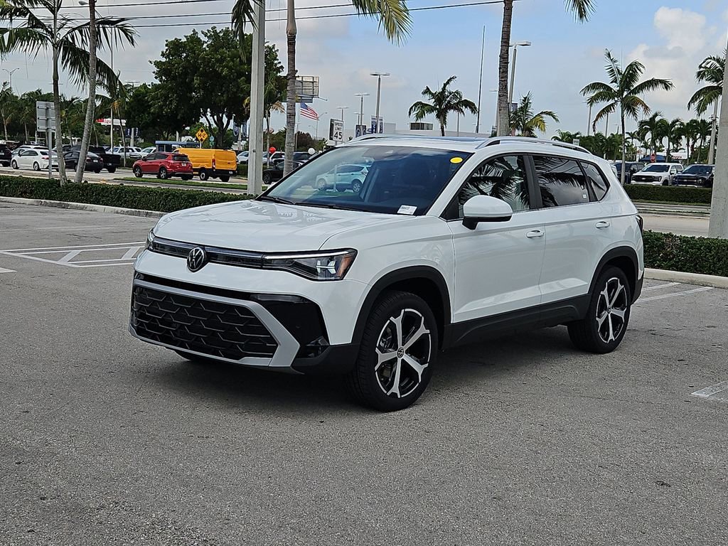 New 2025 Volkswagen Taos SEL AWD/4WD image 2