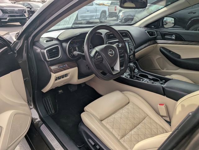 Used 2017 Nissan Maxima Platinum image 12