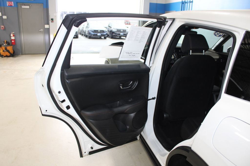 Used 2023 Honda HR-V Sport image 16