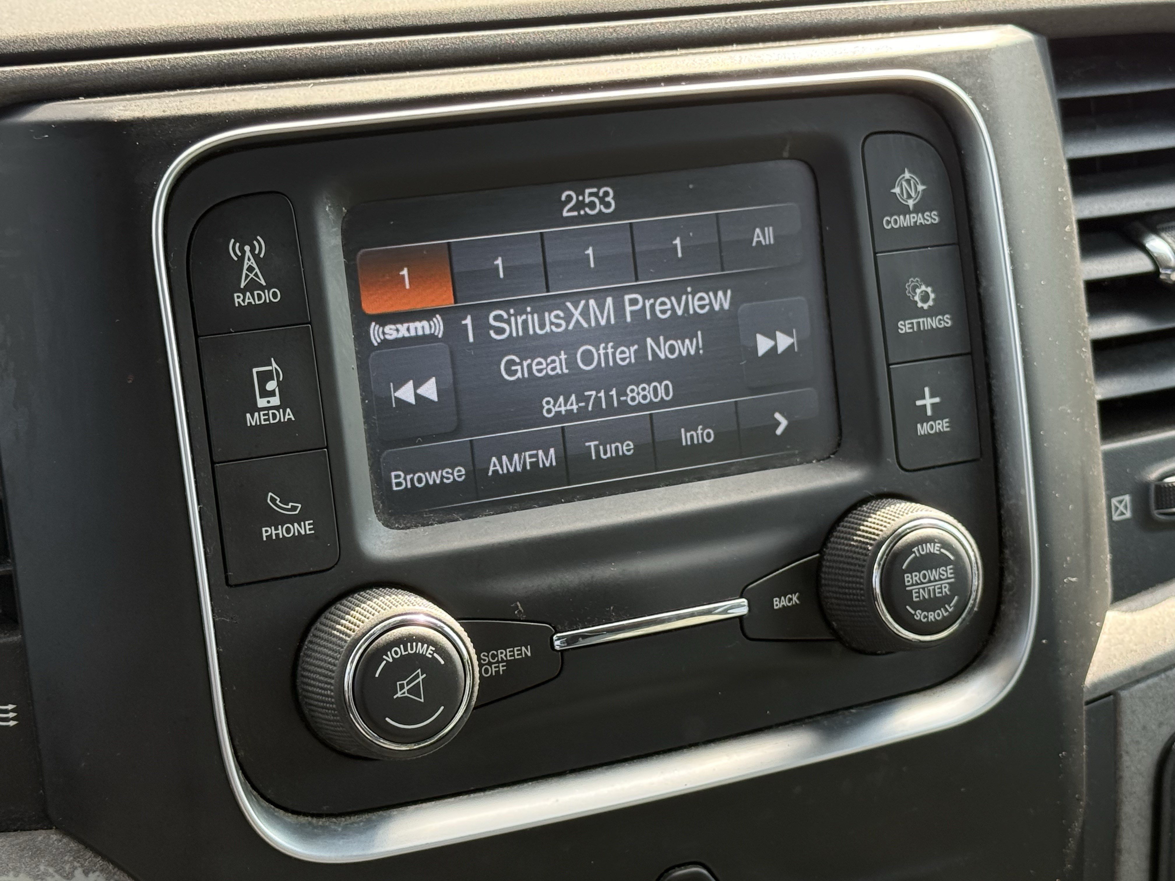 Used 2015 RAM 1500 Express RWD image 25
