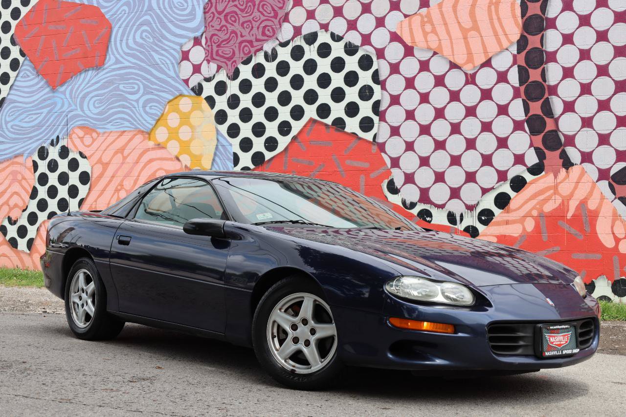 Used 1998 Chevrolet Camaro Z28 RWD image 3