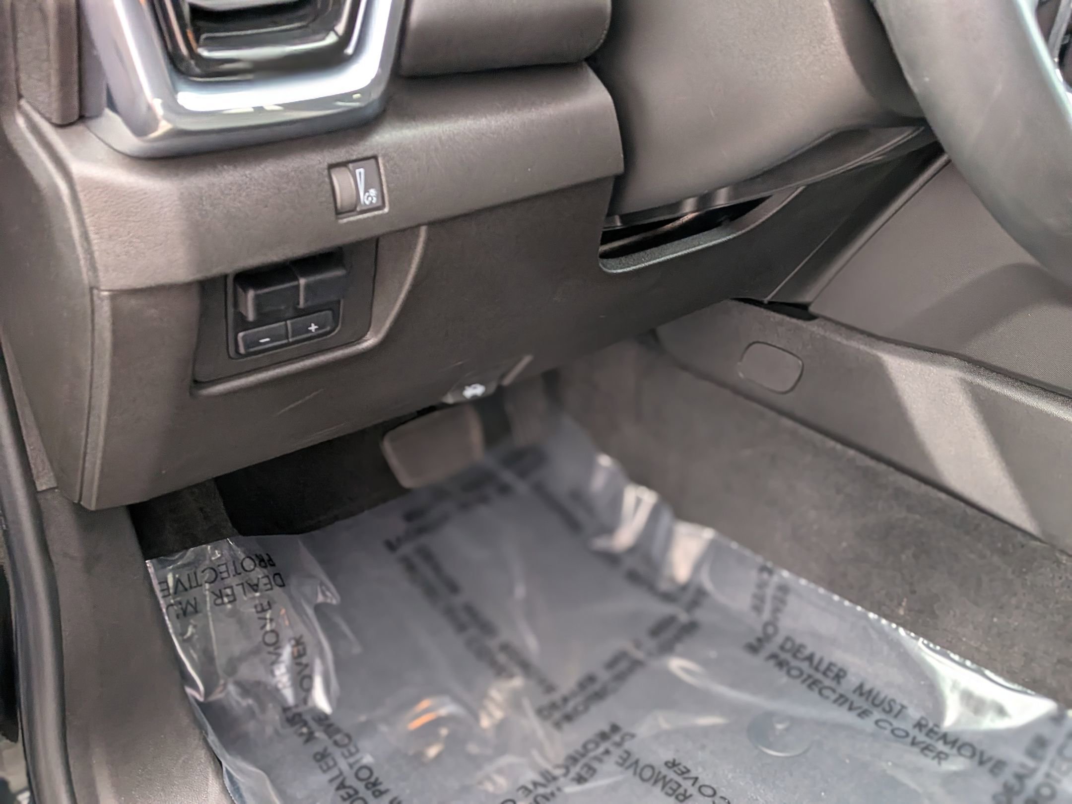 Certified 2024 GMC Canyon Elevation w/ Elevation Premium Package image 17