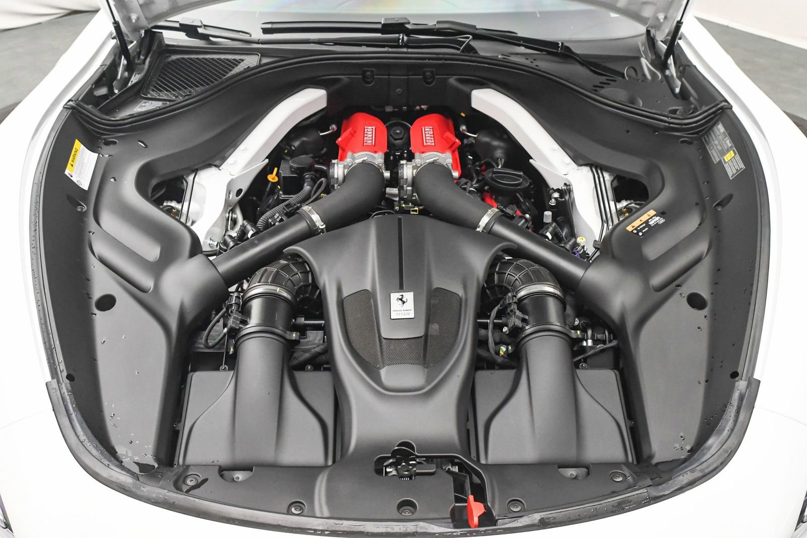 Certified 2024 Ferrari Roma Spider image 32