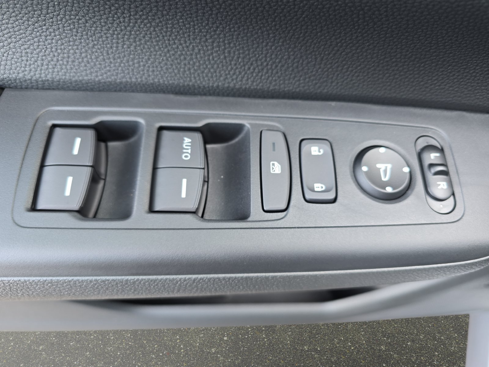 New 2027 Honda CR-V LX image 25