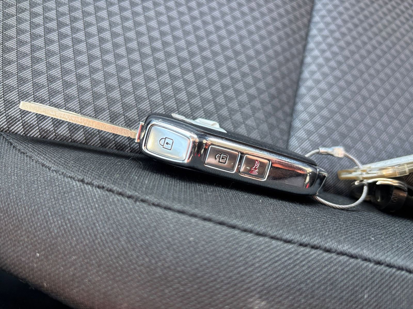 Used 2025 Kia Soul LX w/ LX Technology Package image 21