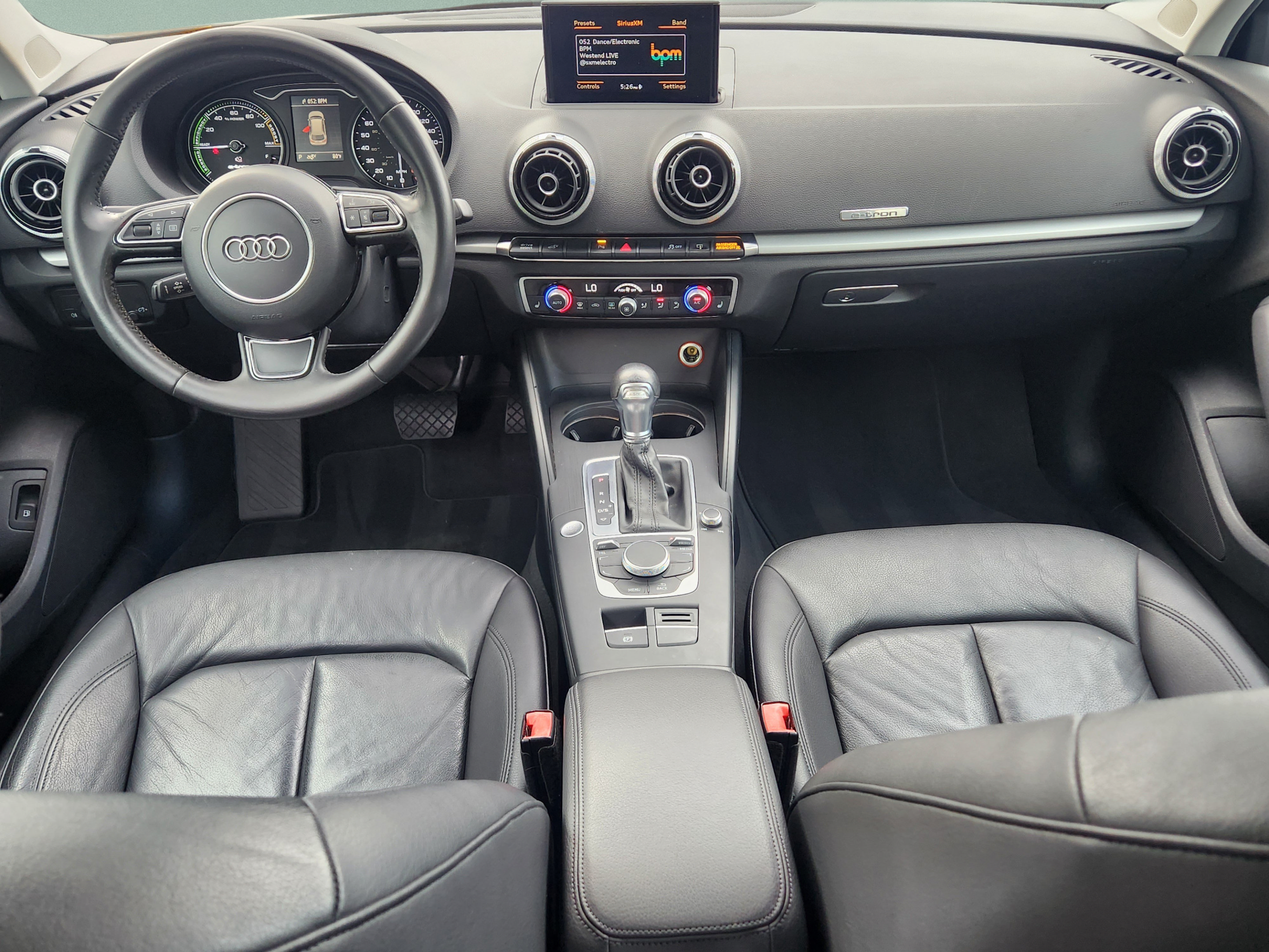 Used 2016 Audi A3 e-tron Premium w/ 17" Wheel Package FWD image 15