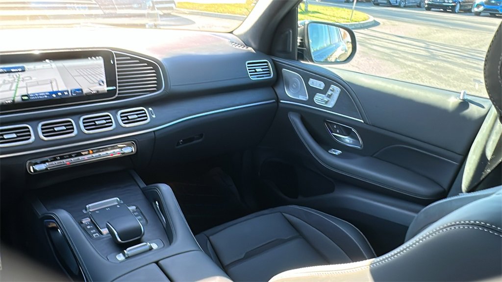 Used 2026 Mercedes-Benz GLS 63 AMG 4MATIC image 27