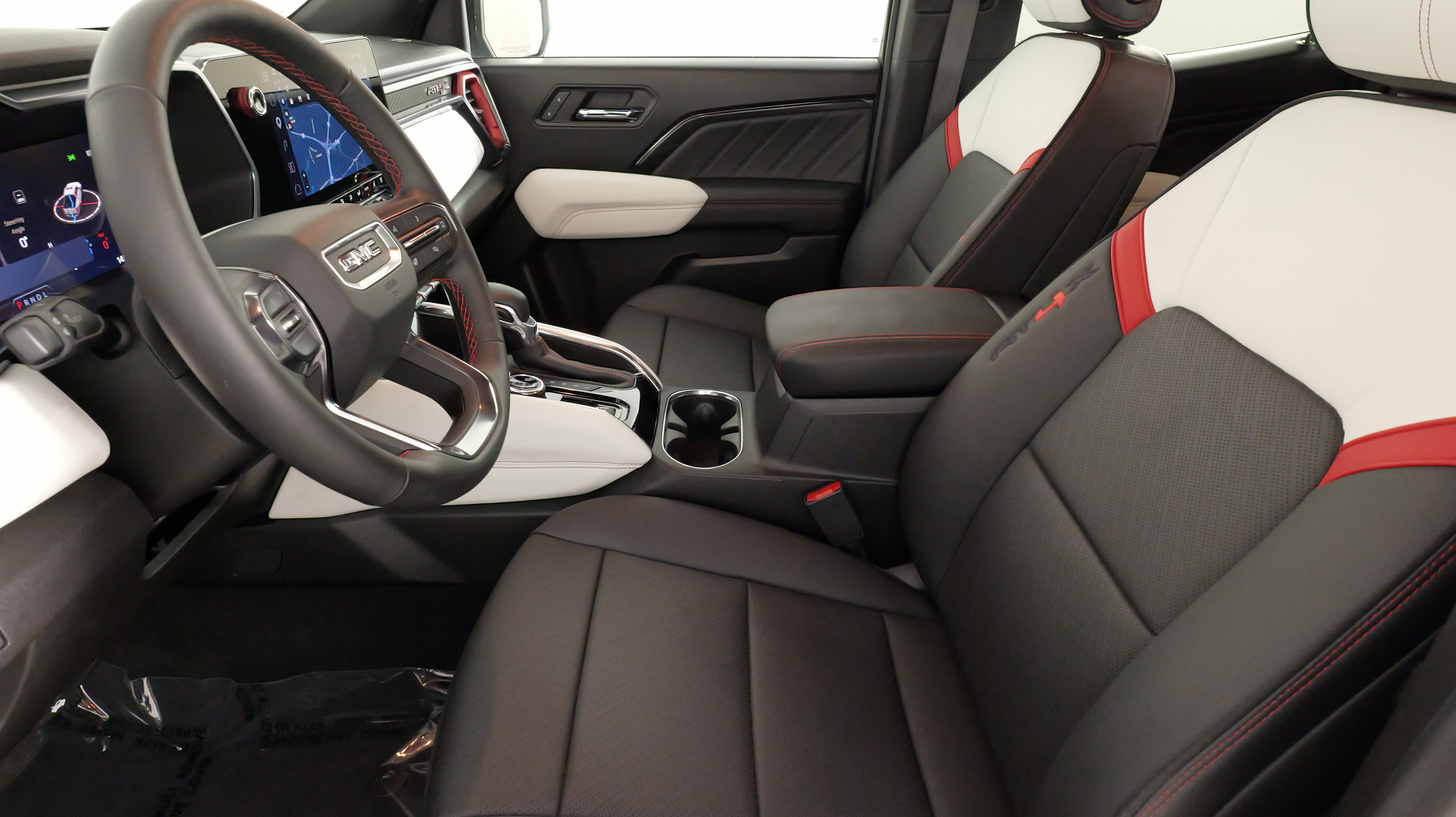 Used 2024 GMC Canyon AT4X AWD/4WD image 31