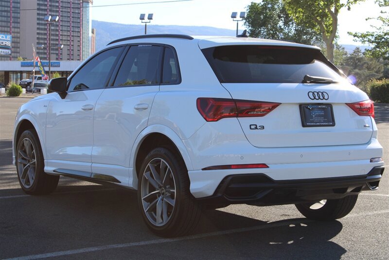 Used 2022 Audi Q3 2.0T Premium Plus w/ Premium Plus Package AWD/4WD image 9