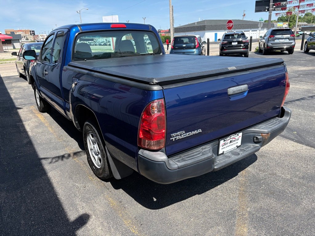 Used 2015 Toyota Tacoma 2WD Access Cab image 5