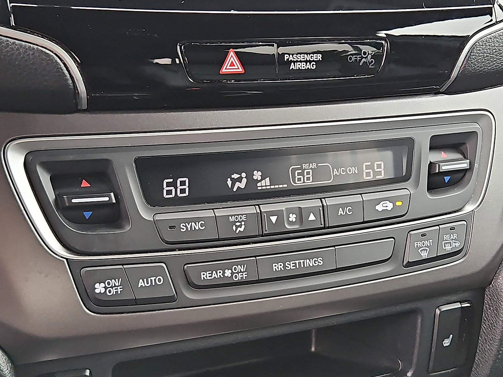 Used 2023 Honda Passport EX-L image 17
