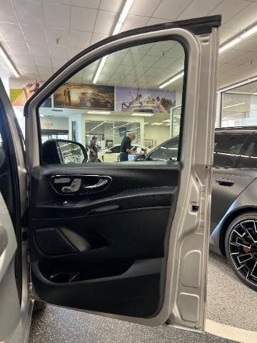 Used 2019 Mercedes-Benz Metris Passenger image 27