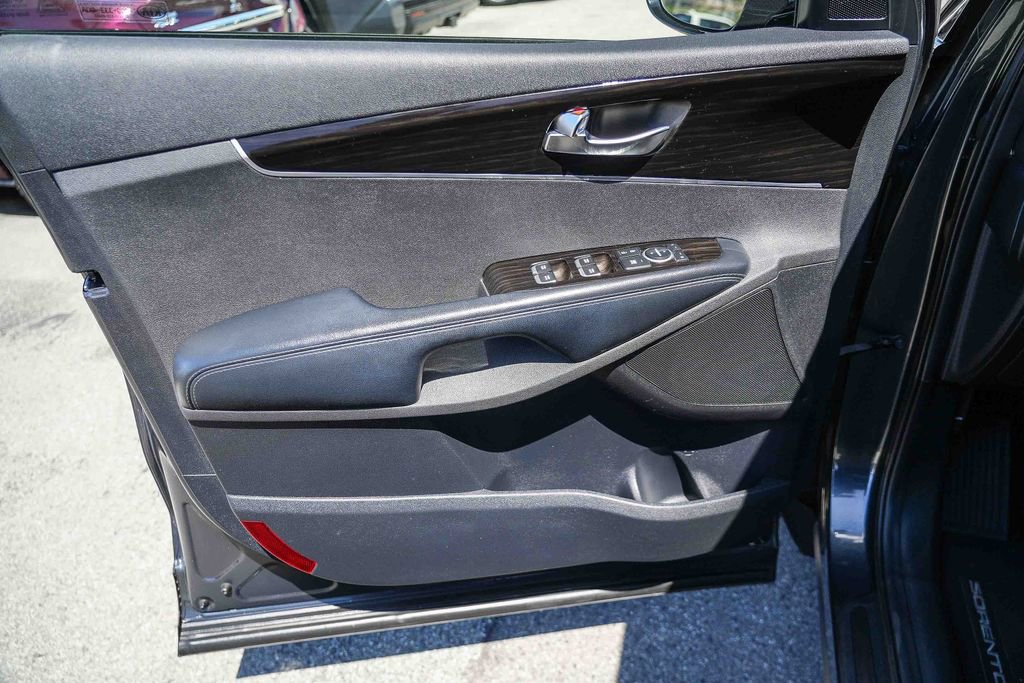 Used 2020 Kia Sorento EX image 21