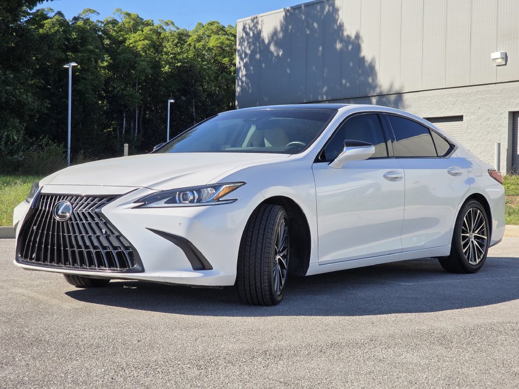 Certified 2023 Lexus ES 350 w/ Premium Package FWD image 5