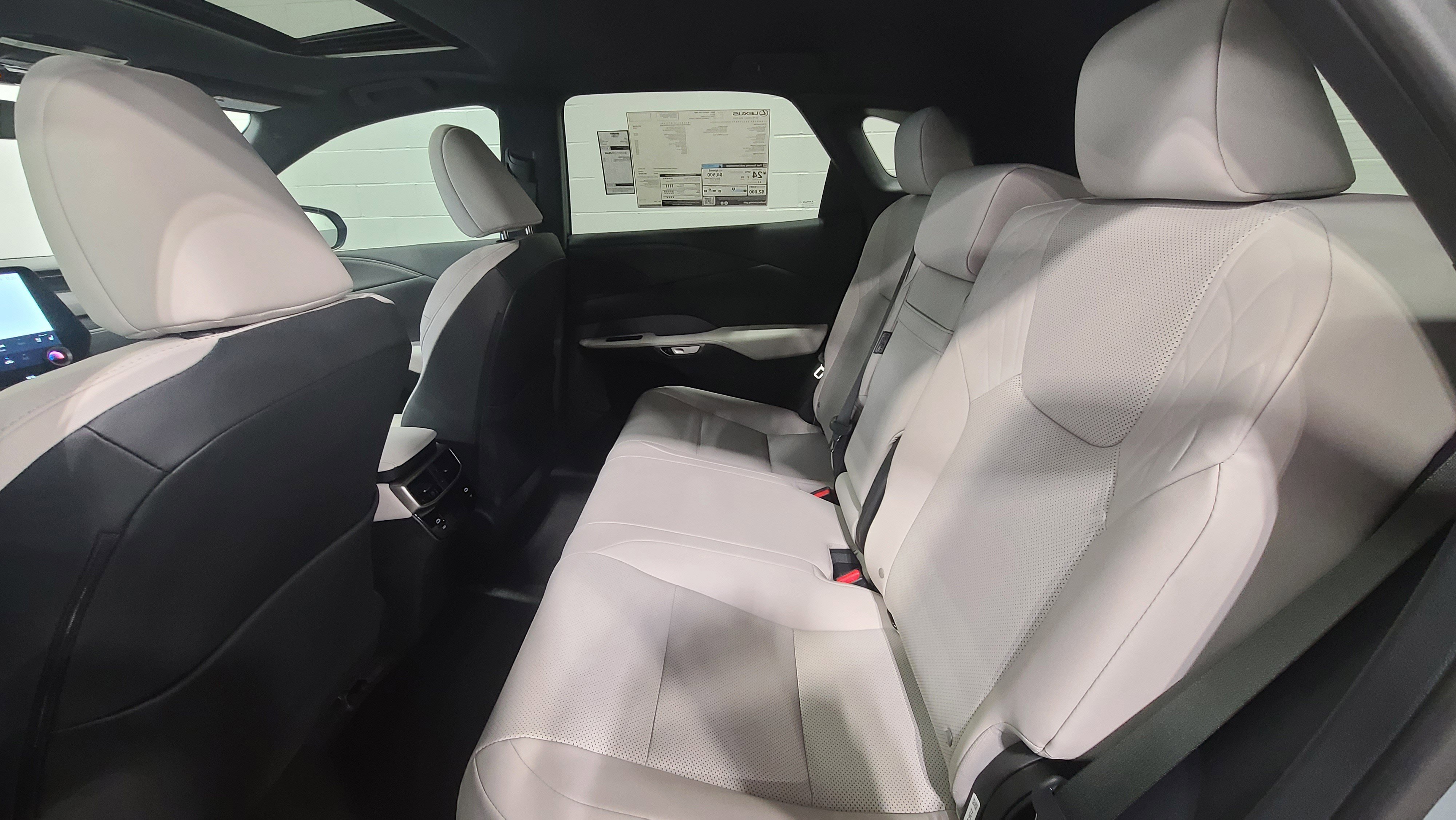 New 2026 Lexus RX 350 AWD image 33